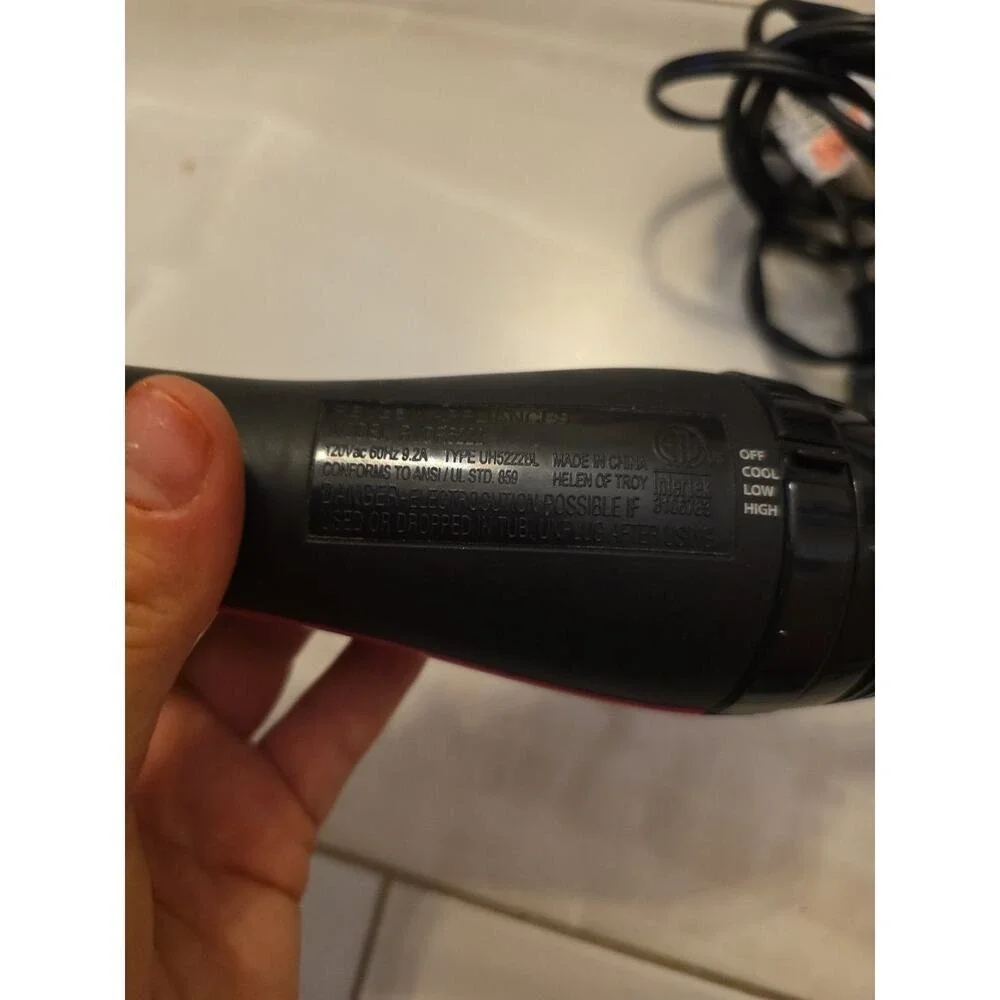 REVLON One-Step Hair Dryer‎ & Volumizer Titanium Max Edition RVDR5282 B3